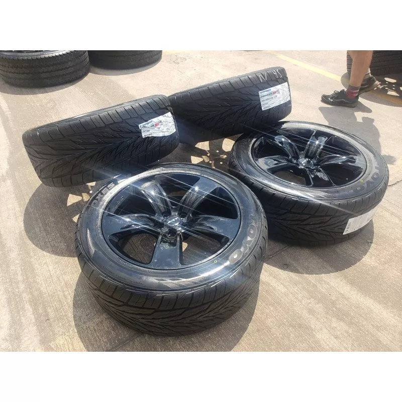 20″ Jeep Grand Cherokee SRT Trackhawk OEM 9139 wheels rims tires NEW