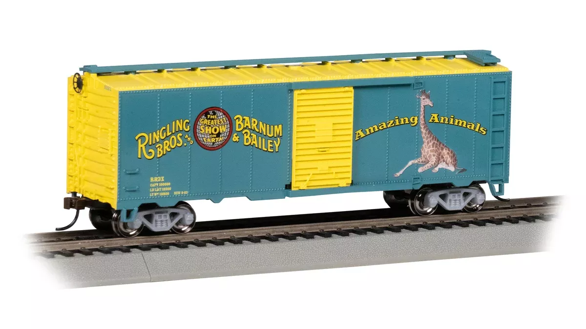 Bachmann 16616 HO Scale 40' Ringling Bros Circus Giraffe Boxcar