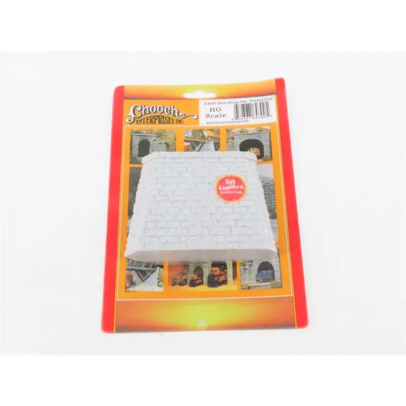HO Scale Chooch 8430 Pointed End Stone Bridge Pier