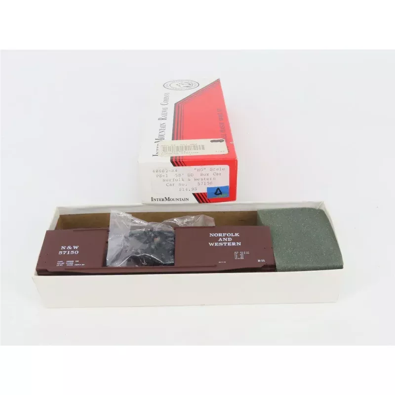 HO Scale InterMountain Kit 40602-04 N&W Norfolk & Western 50' Box Car #57150