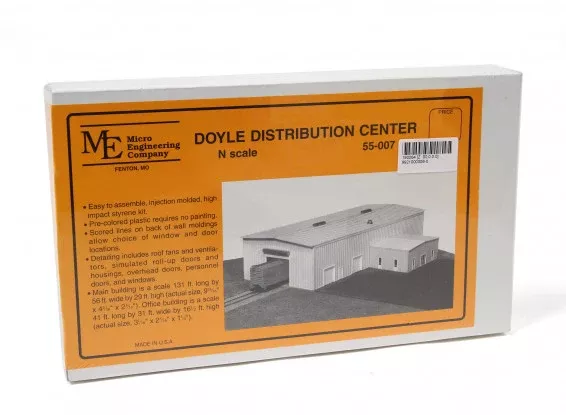 Micro Engineering 55-007 N Scale Doyle Distribution Center Kit