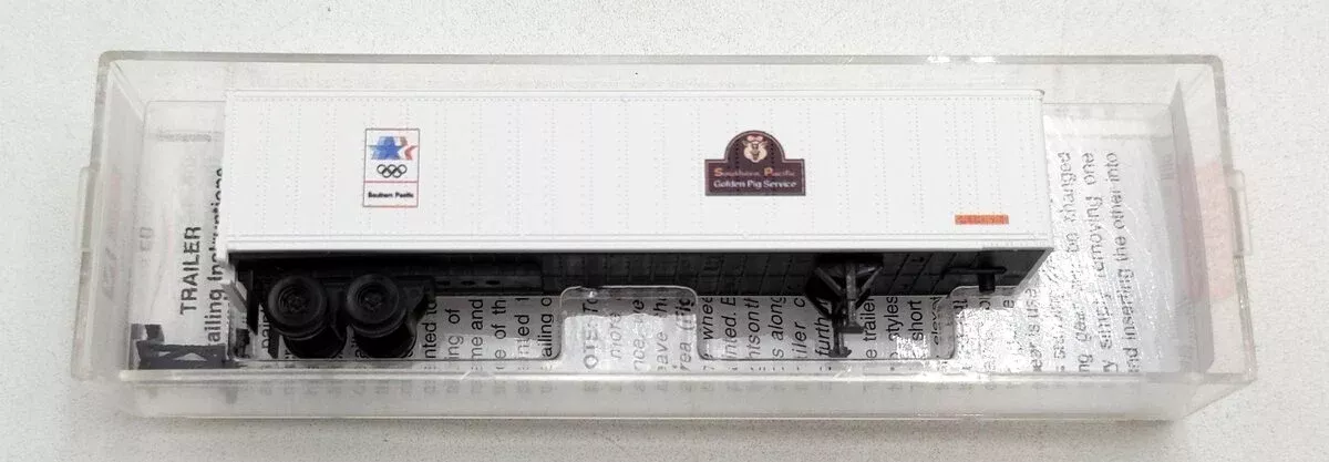 Micro-Trains 45100050 N Scale Southern Pacific 45’ Van Trailer #936260