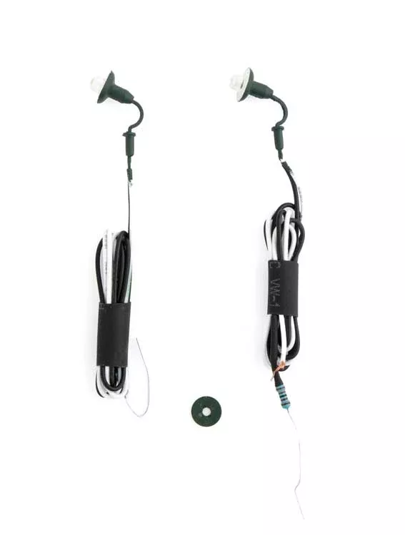 Walthers SceneMaster 949-4802 HO Scale LED Wall Mount Light